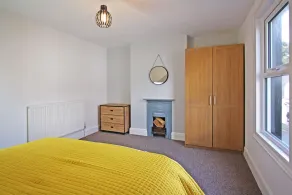 Bwthyn Cloch Glas - Beaumaris - Anglesey-  sleeps 6 guests  in 2 bedrooms - Image 5