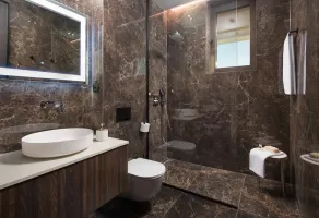Beachfront Comfort,Prestigious Location, Full experience,Professionally manadged - Image 5