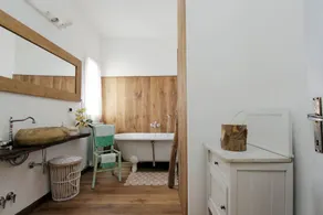 Lovely villa in a peaceful area - Image 2