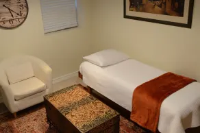 Cap Hill: Large Urban / Luxe Studio. Sovepladser 1-4, Walk to Capital, Union Station - Image 2