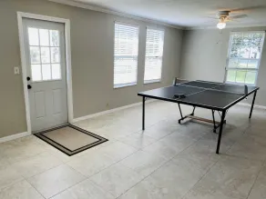 Spacious 3/2 on large canal to beautiful Crooked Lake, great for seasonal rental - Image 2