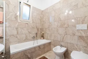 GuestHost - Terrace Apartment 20 minutes from Lecce - Image 4