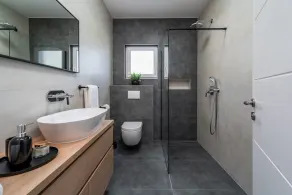 Villa Marisa with 51sqm pool, 5 bedrooms, gym - Image 2