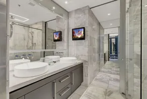 Dream Penthouse at Palms Place - Image 3
