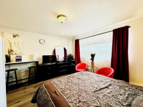 Cozy studio close to beach - Image 4