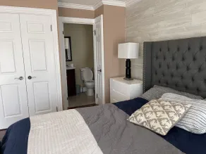 Modern Clean Lakefront Cottage. Just 12 min to Parry Sound - Image 3