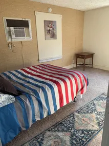 Budget Spacious townhome with Gigabit Internet - Image 5