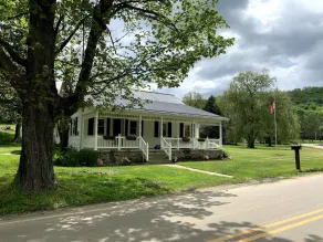Marymount Hideaway in Amish Country close to Rails to Trails trailhead - Image 4