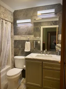 Beautiful 3 BR ski In Trailside condo.  Steps away from WaterPark & Ice Rink - Image 5