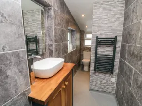 STONEWALL, pet friendly, country holiday cottage in Sandsend - Image 2