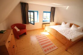 Gemütliches, komfortables Ferienhaus direkt am Wasser - Image 3