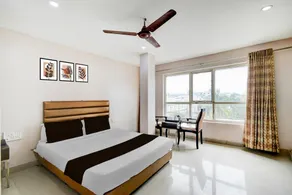 Deluxe Townhouse Narayanaguda Metro - Image 4
