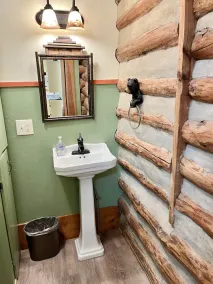 Beliggende ved søen JUNALUSKA !!  Smuk bjælkehytte, moderne faciliteter, WIFI, HD-tv - Image 3