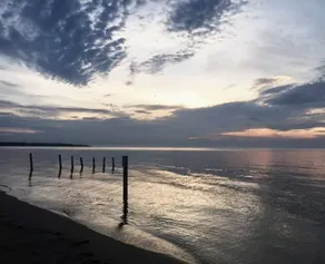 Sunset Couples Retreat! 4 Min to Beach, Cabin 3 - Image 3