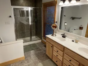Leisel's Landing: Modern Cabin w Hot Tub, Firepit, EV Charger in Wildwood Forest - Image 3