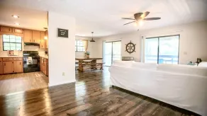 NY! Lake Front Cottage ved Holiday Shores! - Image 3