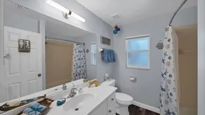 Palm Aire Golf Course home  in Sarasota near Benderson Park, UTC and beaches. - Image 3
