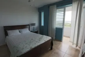 OceanView Villa 3 - Prime Location! Bay View, Pool & Relaxing Stay Near Boquerón - Image 5