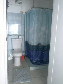 Blue Whales Apt. <br>2 BR for 4 guest or 1 BR for 2 guest complete privates. - Image 3