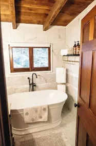 JuneBug Log Cabin, Nashville Music History, Dreamy Loft Suite, Stone Frpl. - Image 4