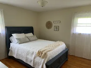 Beautiful Single Family 3 bedroom Home - Image 5