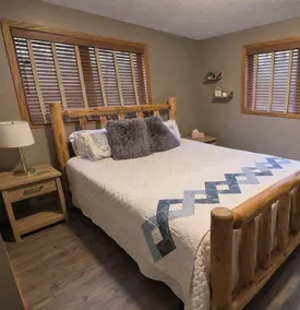 Pet-Friendly Riverfront Cabin on 5 Acres with Fast Wi-Fi in Central U.P.. - Image 5