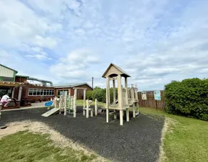 Home from home static caravan at Skipsea Sands Holiday Park (pet friendly) - Image 4