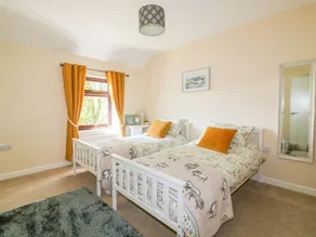 Camellia Cottage - Image 4