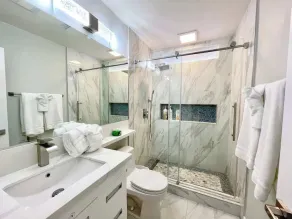 Rainforest Villa 4 Bedroom PoolSpa Walk2Disneyland - Image 2