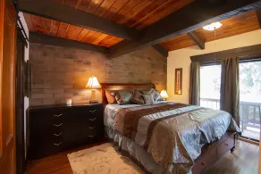 Great location! Perfect for traveling medical professional or corporate housing - Image 5