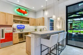 Above Lakeside I Lakefront | Pickleball I Pool/Spa l Firepit I Luxe Services - Image 3