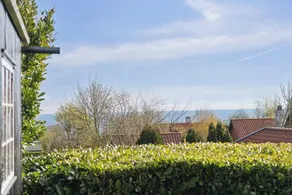 Idyllic Holiday Home Near Cliffs And Beach - Image 5
