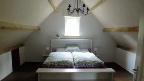 Casa de férias especial na água com seu próprio cais e barco - Image 4