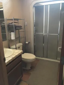 Belle maison de montagne proche du centre-ville Red River - Image 3