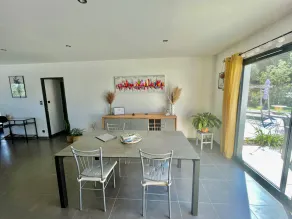 Moderne villa med aircondition, 2 soveværelser, stueetage med jacuzzi STOL - Image 4