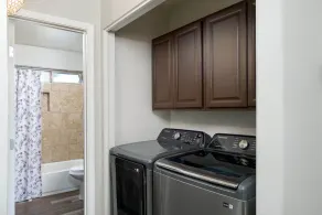Luxury Updated 3-bedroom home with pool in Gilbert - Image 3