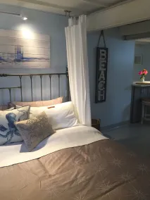 Beach Lux @ The Sea Esta Inn - Image 3