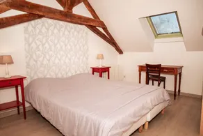 Beautiful 18th century farmhouse, recently renovated, with covered swimming pool - Image 5