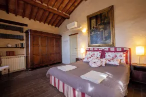 Stalletta: A typical Tuscan stone house with a pool and air conditioning - Image 4