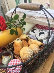 Unusual bed and breakfast in Barjols en Provence Verte - Image 4