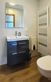 Cozy FHH up to 4 p. near Prerow harbor, pets allowed, WLAN, washing machine - Image 2