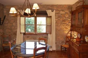 Casa rural  aislada con piscina privada, jardín, terraza y barbacoa - Image 4