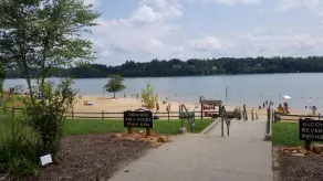 Private STUNNING MTN VIEWS LogCabin Jetted Tub EV Charger WIFI 15 min-Lake James - Image 4