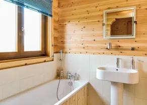 One double with en suite shower and one twin. - Image 2