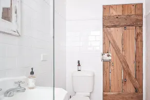Pacific Lodge | Studio - Image 2