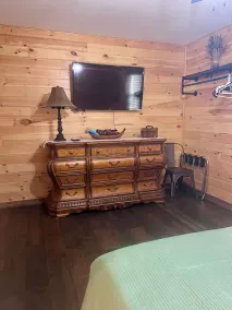 BRANDNEUE Kabine mit 2-Personen-Wanne in Master, Kamin. In der Nähe des Buffalo River - Image 5