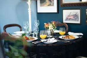 Unique Boutique luxury Bed and Breakfast - Image 3