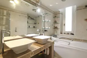 Milan: MAISON AVEC JARDIN PRIVÉ ET PARKING - Image 3