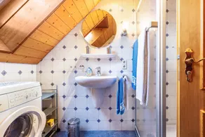 Appartamento \"Fürbüüni\" con 2 camere doppie, 2 bagni, balcone e Wi-Fi in fibra ottica - Image 3