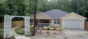 Your Hidden Garden Bed and Breakfast - Image 4